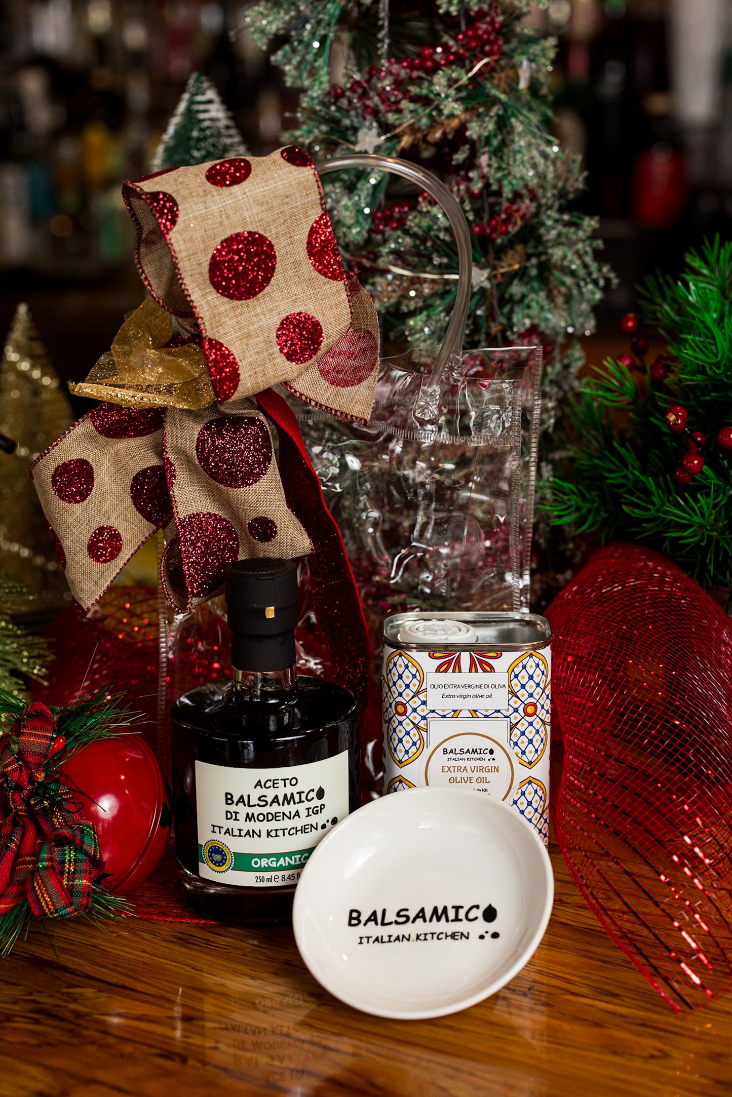 Extra Virgin Olive Oil , Balsamic Vinegar and Dipping Dish